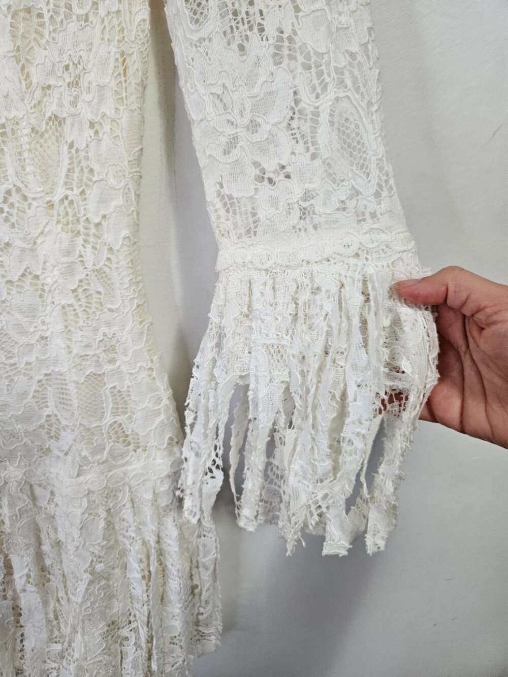 ALEXIS Sonia White Lace Mini Dress XS Fringe - Picture 6 of 10